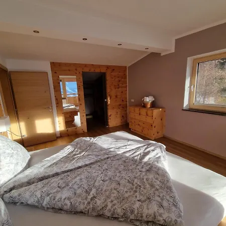 Διαμέρισμα La-wurm Mit Privatem Whirlpool *