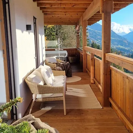 La-wurm Mit Privatem Whirlpool