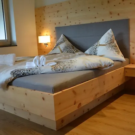 Apartman La-wurm Mit Privatem Whirlpool