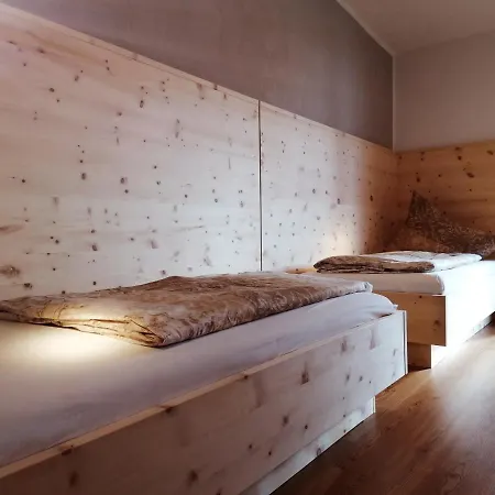 La-wurm Mit Privatem Whirlpool * Харт-им-Циллерталь