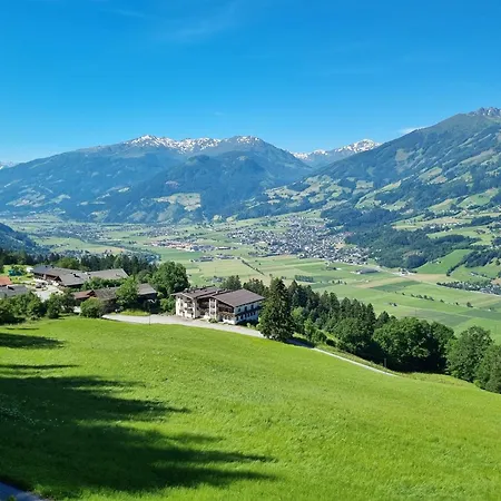 La-wurm Mit Privatem Whirlpool Appartamento